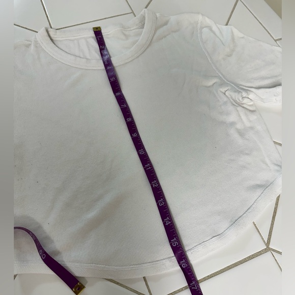 Lululemon Hold Tight Cropped Tee White Size 8 - Picture 3 of 6
